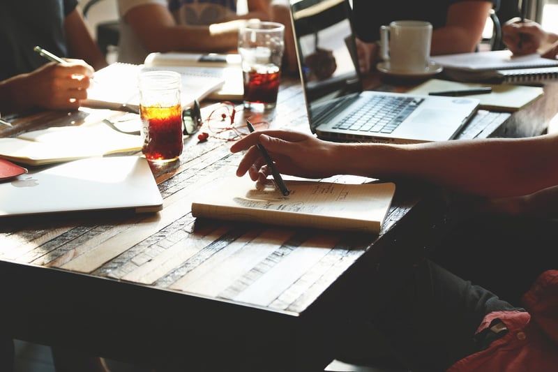 Découvrez le meilleur outil intranet de 2026 pour booster votre productivité